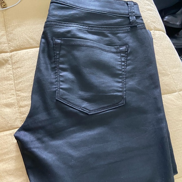 LOFT Black straight leg Jeans - Modern
Skinny and super flattering! - Picture 2 of 4